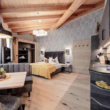 NEUES Apartmenthaus mit fabelhaftem Wellness MYALPS Ötztal Umhausen Exterior foto