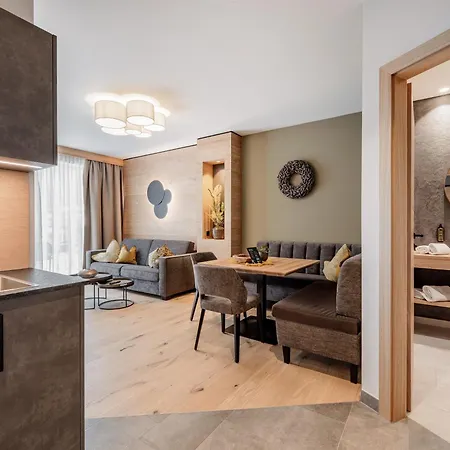 NEUES Apartmenthaus mit fabelhaftem Wellness MYALPS Ötztal Umhausen Exterior foto