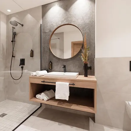 NEUES Apartmenthaus mit fabelhaftem Wellness MYALPS Ötztal Umhausen Zimmer foto