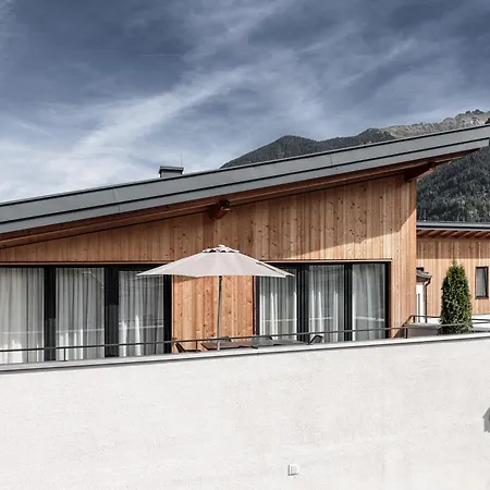 NEUES Apartmenthaus mit fabelhaftem Wellness MYALPS Ötztal Umhausen Exterior foto